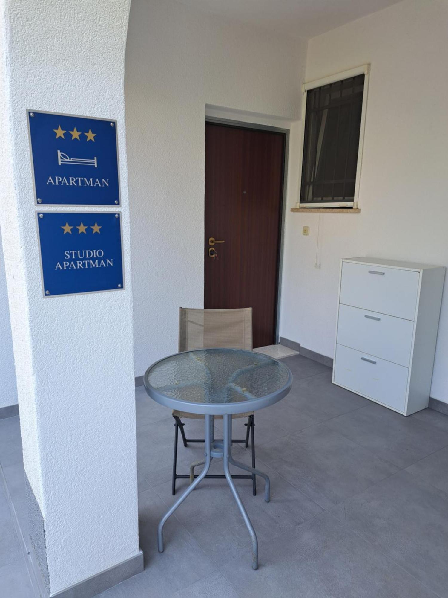 Apartment Elinor 2 Rovinj Eksteriør billede